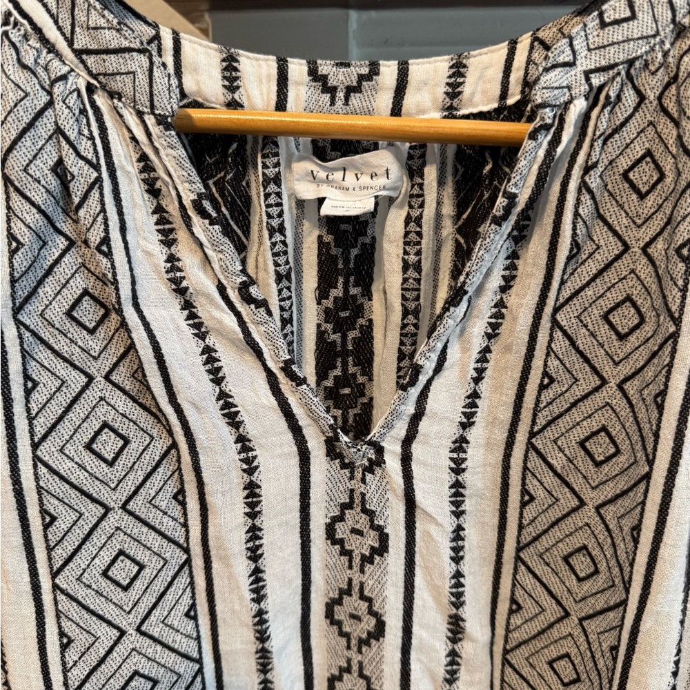 Velvet by Graham & Spencer Black & White Puff Sleeve women’s small made in India - Picture 4 of 9